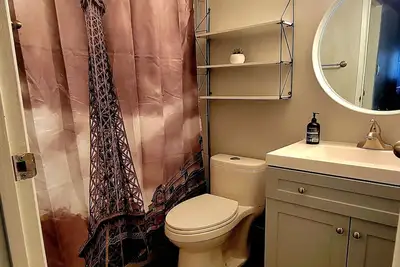 Image de Location! Saskatoon Nutana Broadway charm &  comfort