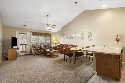 Image de Golf Resort Condo minutes from Sdc in a Gated Community