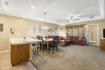 Image de Charming Golf Condo with Private Balcony at StoneBridge Village Resort