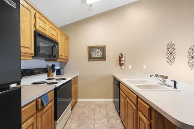 Image de Golf Condo in a Gated Community - Close to Silver Dollar City!