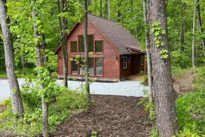 Image de The Red Door Cabin