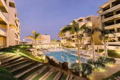 Image de Luxury Condo Near the Beach w/Access to Pool and Gym