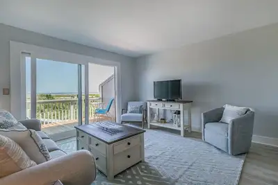 Image de Somewhere Sunny - Ocean front with the best views on the island