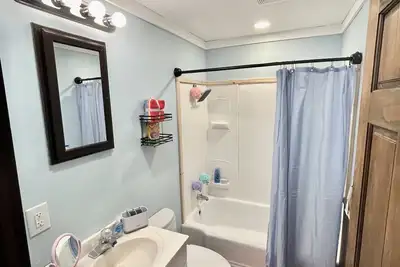 Image de Long term newly remodeled two bed two bath with spacious lawns and patios