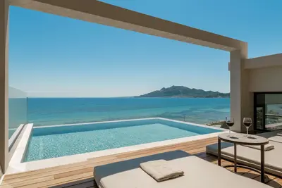 Image de Nerea Deluxe Seafront Villa, Iconic Infinity Pool