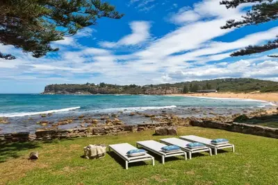 Image de Surfbreak by Tcc - Beachfront paradise found.