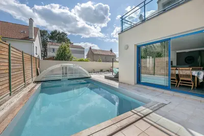 Image de Piscine! Maison pour 9
