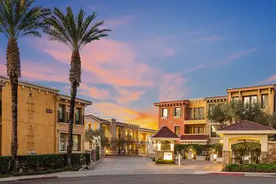 Image de Montefaro in the Village of La Jolla w/ Shared Pool & Clubhouse, Walk to Shops