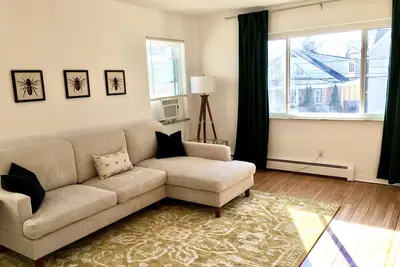 Image de •The Hive• 🐝 Pet Friendly, 1Bed/1Bath Apartment Unit for Long Term Stays