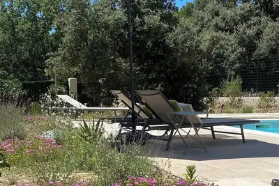 Image de Maison et piscine chauffée à 10mn de Lourmarin et 40 mn d’Aix en Provence