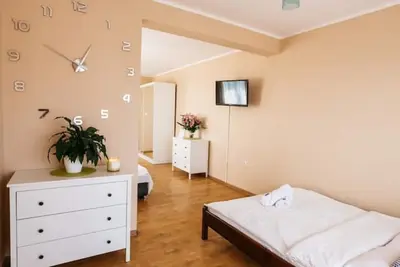 Image de 5 A spacious studio in a quiet area