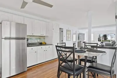 Image de Gratiot Getaway! Lakeview & 15 Minutes to Lex!