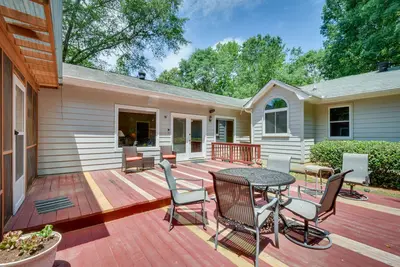 Image de Spacious Watkinsville Vacation Rental w/ Patio!