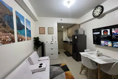 Image de 1-bedroom Condo in Pasay, Near Mall of Asia!
