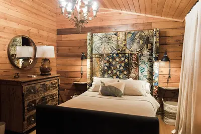 Image de Quintessential cabin in the woods. Minutes from quaint downtown Highlands, Nc.