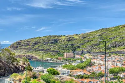 Image de Baia Machico, a Home in Madeira