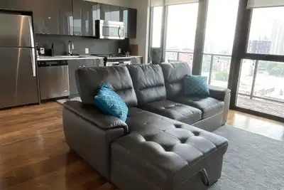 Image de Downtown luxury 1 bedroom sleeps 3 wifi and laundry