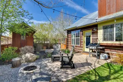 Image de Buena Vista Vacation Home: Hot Tub, Mountain Views