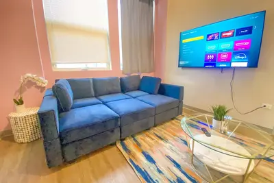 Image de McCormick Place 2br/2ba with optional parking that sleeps 6