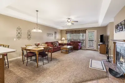 Image de Charming StoneBridge Village Condo - Gated Community
