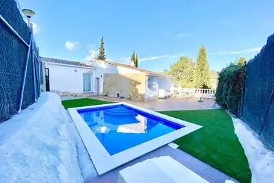 Image de Villenpark Playa Arena Maison Turner. Groups Of Youn People Not Allowed