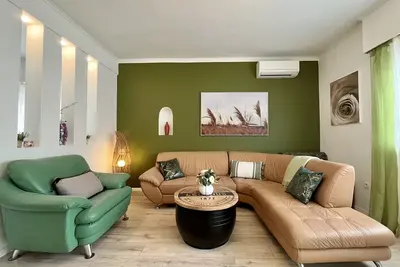 Image de Appartement de trois chambres avec la terrasse Vodice (A-21305-a)