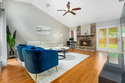 Image de Spacious master suite, & fast wi-fi, Mins to convention center