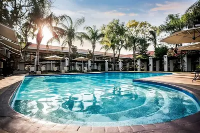 Image de Luxury Unit Close to Mokolodi Nature Reserve! Free Parking, Airport Shuttle, Pool