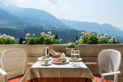 Image de Appartement de vacances \"Mignon 6\" avec vue montagne, piscine chauffée intérieure partagée et Wi-Fi