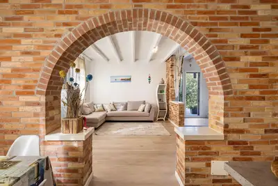 Image de Studio 'Appartamento Brussa Beach' avec terrasse privée, Wi-Fi et climatisation