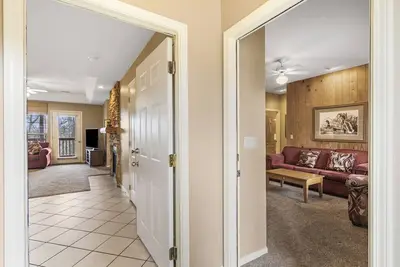 Image de Chill After a Day at Silver Dollar City! Condo at StoneBridge Village