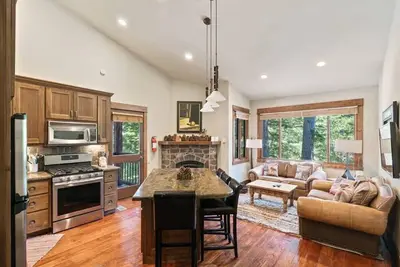 Image de Northstar Ski-in/Ski-Out 2br Condo