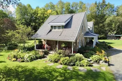 Image de The Farm on Old North Road\n200 Consecutive 5-star Reviews on Airbnb
