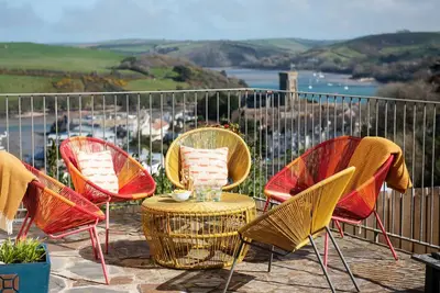 Image de Old Sail Loft - a house that sleeps 10 guests in 5 bedrooms
