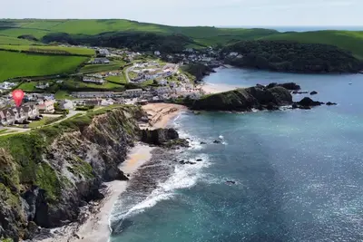 Image de Elender Cove - a luxury coastal apartment footsteps from the beach