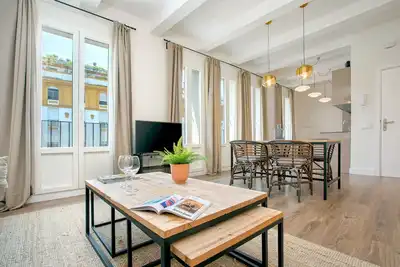 Image de Cozy apartament in Puerta Jerez. Almirante Lobo Ii