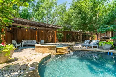 Image de Sunset House - Luxury Pool and Hot Tub Retreat