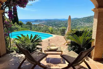 Image de Villa les santons vue mer panoramique Golfe Saint Tropez Piscine chauffée 4*
