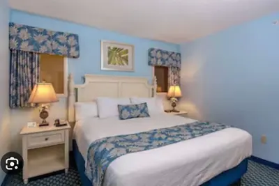 Condo 2 Bedrooms Kitchen