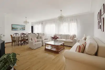 Image de 174a Amplio apartamento playa San Lorenzo