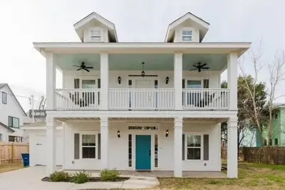 Image de Beautiful Entire East Austin Home Near Rainey
