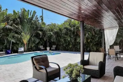 Image de Luxury and Elegance Private Pool and Spa1 mile from Beach