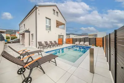 Image de Magnifique appartement Ă Kastel Novi