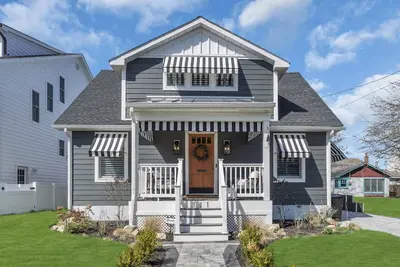 Image de Custom ShoreHouse meets FarmHouse Chic - Walk to Beach, Bars, Restaurants!