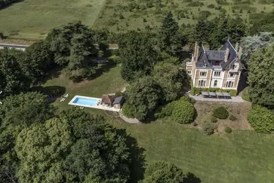 Image de Luxury 19th-century French château in the Loire Valley
