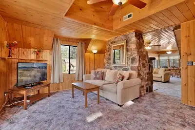 Image de Pine Nest Marina Retreat at Big Bear Lake