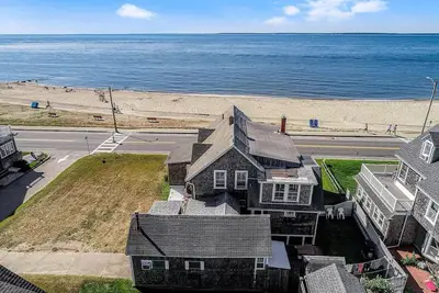 Falmouth Heights Beach Front House