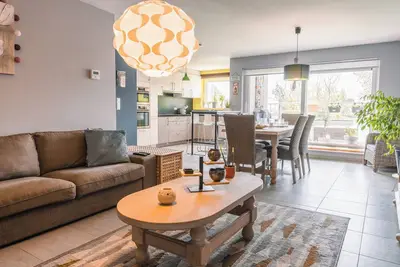 Saphira - Appartement de 2 chambres avec terrasse ensoleillée situé au centre