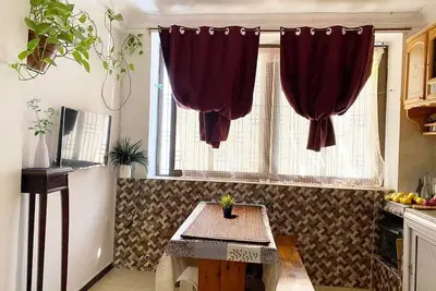 Image de Studio propre avec garage à Valmascort Annaba