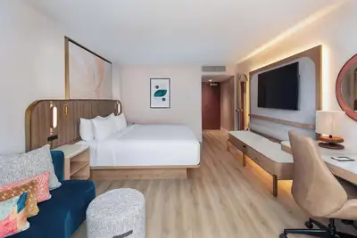 Image de Book Now! 2 Spacious Units, Free Airport Shuttle, On-Site Restaurant